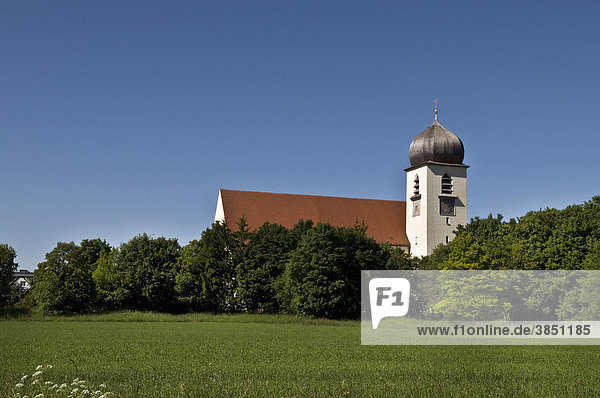 Kirche Leiden Christi am Durchblick  Obermenzing  München  Bayern  Deutschland  Europa