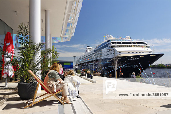 Cruise terminal and Strandkai quay  Hafencity  Hamburg  Germany  Europe
