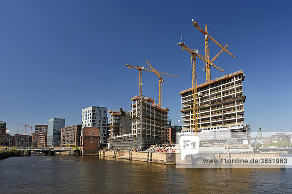 Baustelle für die neuen Spiegel-Verlagsgebäude an der Ericusspitze am Oberhafen in Hamburg  Deutschland  Europa