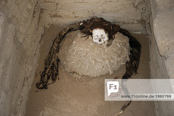 Mumie der Ica-Chincha Zivilisation  Chauchilla Friedhof  Nasca oder Nazca  Peru  Südamerika