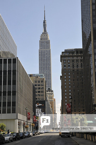 Blick auf das Empire State Building 34th Street Murray Hill New York City New York Nordamerika USA Vereinigte Staaten