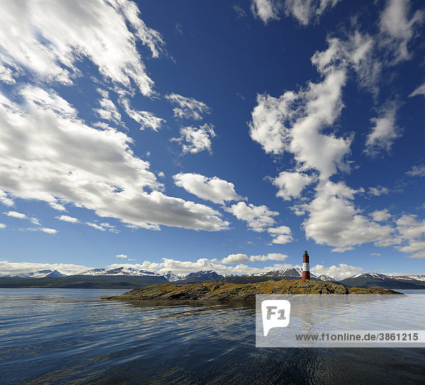 Leuchtturm im Beaglekanal  Ushuaia  Feuerland  Patagonien  Argentinien  Südamerika