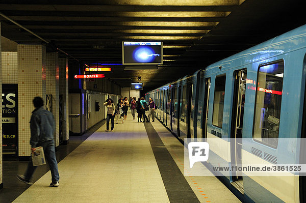 Metro oder Subway in Montreal  Quebec  Kanada