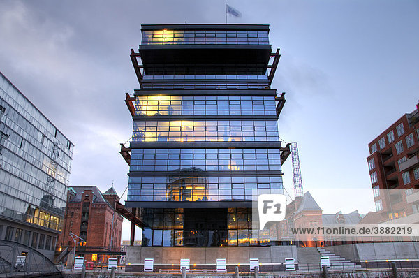 European headquarters of the China Shipping Company  Sandtorkai quay  HafenCity district  Hamburg  Germany  Europe