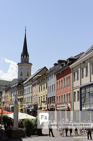 Main square  with church St. Jakob  Villach  Carinthia  Austria  Europe