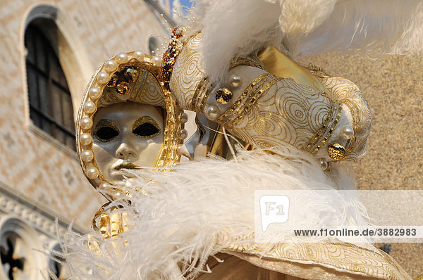 Maske  Carnevale  Karneval in Venedig  Venetien  Italien  Europa