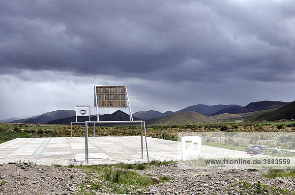Sportplatz  Bolivianisches Hochland Altiplano  Departamento Oruro  Bolivien  Südamerika