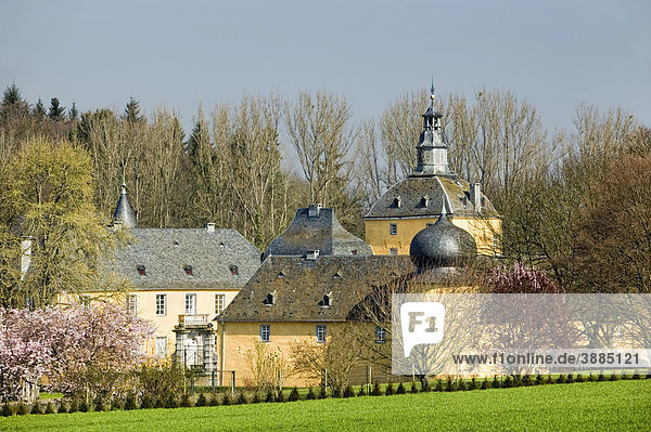 Schloss Gudenau in Wachtberg  Rheinland-Pfalz  Deutschland  Europa