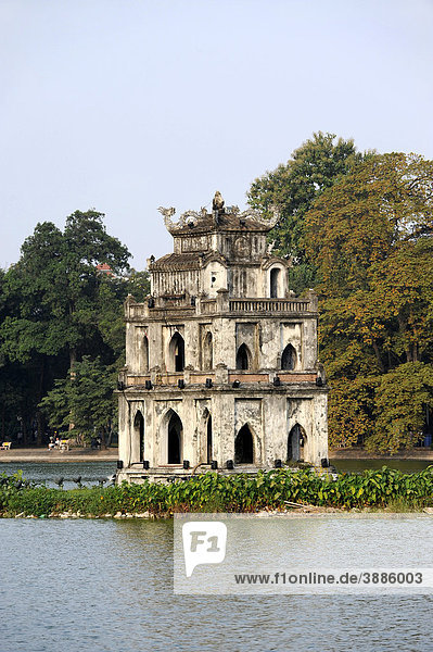 Schildkrötenturm Thap Rua  Tortoise Tower  Hoan Kiem See  Hanoi  Nordvietnam  Vietnam  Südostasien  Asien