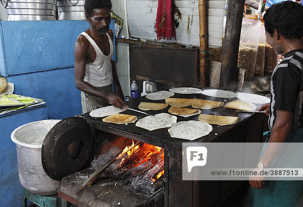 Dosai  Pfannkuchen  Dosa-Küche  Palani  Tamil Nadu  Tamilnadu  Südindien  Indien  Asien