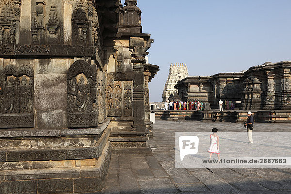 Andal and Chennakesava Temple  Hoysala style  Belur  Karnataka  South India  India  South Asia  Asia