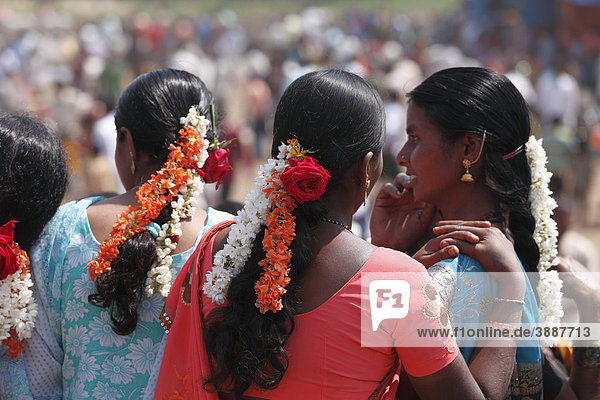 Women with flowers in their hair  festival south of Hunsur  Karnataka  South India  India  South Asia  Asia