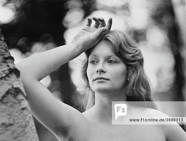 Junge Frau  DDR  ca. 1972