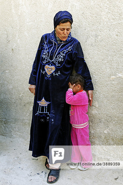 Frau der aramäischen Bevölkerung im Dorf Djabadin nahe Maalula  Syrien  Naher Osten  Asien