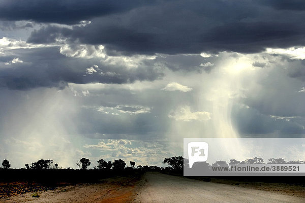 Sturm im australischen Outback  Northern Territory  Australien