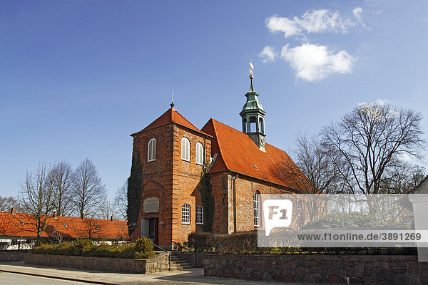 Historische Schlosskirche  Stadt Ahrensburg  Kreis Stormarn  Schleswig-Holstein  Deutschland  Europa