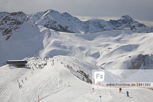 Skigebiet am Fellhorn Winter Schnee Oberstdorf Allgäuer Alpen Allgäu Bayern Deutschland Europa