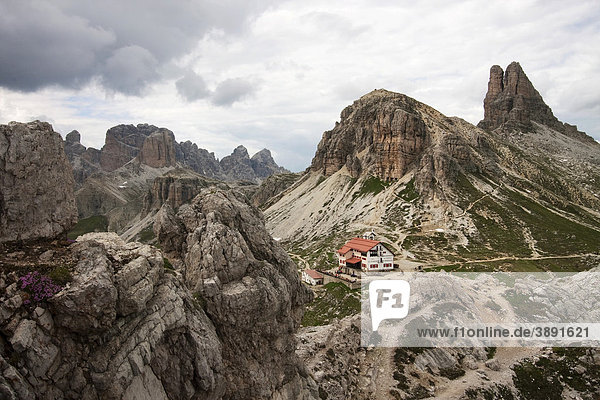 Mt. Paternkofel with Drei Zinnen-Huette mountain lodge  South Tyrol  Italy  Europe