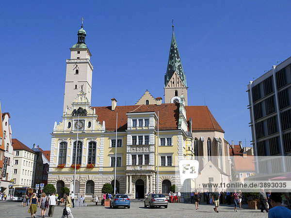 Altes Rathaus  Moritzkirche  Altstadt  Ingolstadt an der Donau  Bayern  Deutschland  Europa