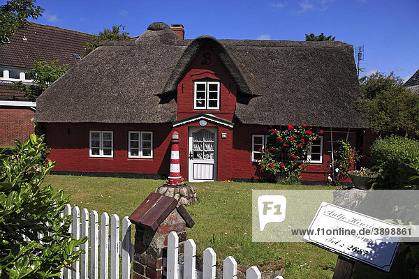 Haus der Hebamme für junge Mütter  Norddorf  Insel Amrum  Schleswig-Holstein  Deutschland  Europa
