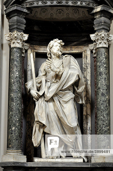 Statue Apostel Iacobus Minor  Mittelschiff  Basilika San Giovanni in Laterano  Rom  Latium  Italien  Europa