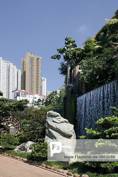 Wasserfall  Chi Lin Botanischer Garten  Nan Lian Garden  Hongkong  China  Asien