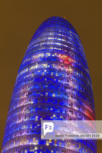 Der Büroturm Torre Agbar in Barcelona  Spanien  Europa