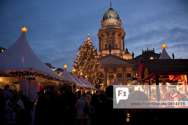 Christmas market on Gendarmenmarkt  Berlin  Germany  Europe