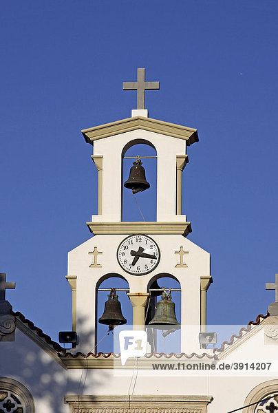 Glockenturm  Kirche  Mohos  Lassithi Hochebene  Kreta  Griechenland  Europa