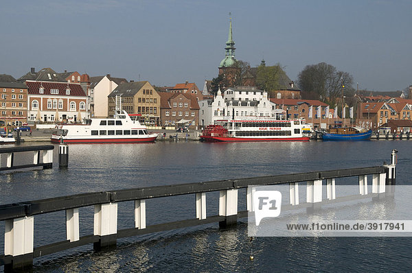 Hafen und Altstadt von Kappeln an der Schlei  Schleswig-Holstein  Deutschland  Europa