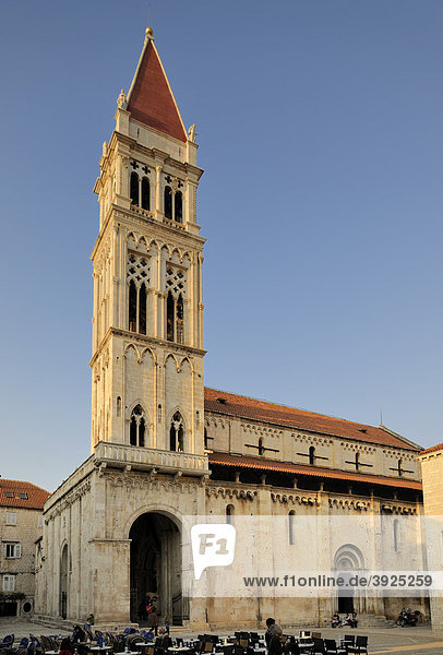Kathedrale Sveti Lovro in Trogir  Kroatien  Europa