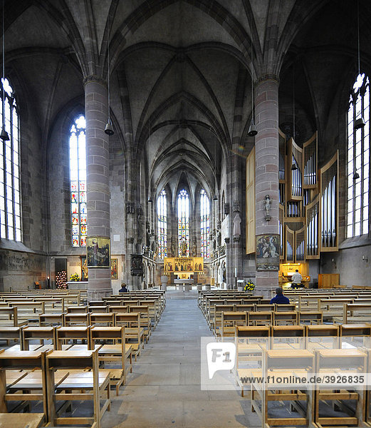 Blick in Chorraum  Frauenkirche  Stadtpfarrkirche Unserer Lieben Frau  Nürnberg  Franken  Bayern  Deutschland  Europa