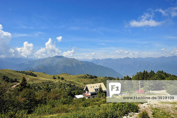 Panorama vom Monte Mottarone  Stresa  Lago Maggiore  Piemont  Italien  Europa