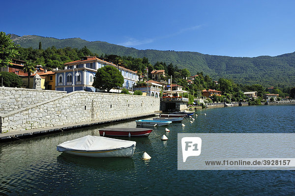 Ortsbild  Mergozzo  Lago di Mergozzo  Piemont  Italien  Europa