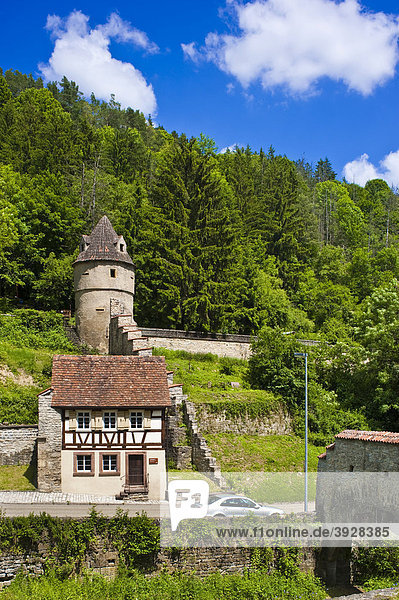 Stadtmauer mit Torwärterhäuschen  Horb am Neckar  Schwarzwald  Baden-Württemberg  Deutschland  Europa