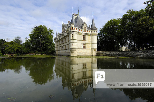Schloss von Azay-le-Rideau  erbaut 1518 bis 1527 von Gilles Berthelot im Renaissance-Stil  Loire-Tal  DÈpartement Indre-et-Loire  Frankreich  Europa