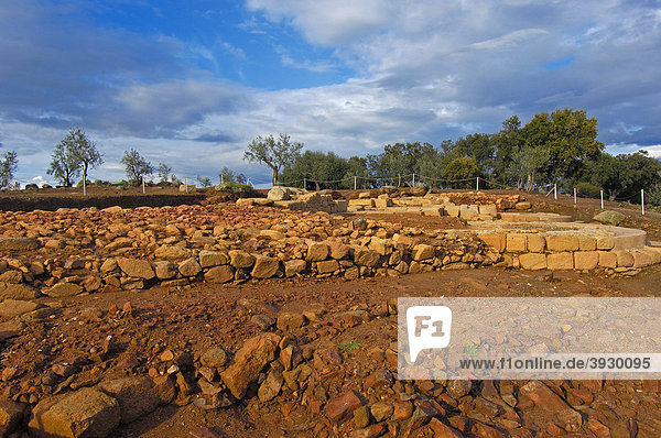 Roman ruins of C·parra  Guijo de Jarandilla  C·ceres province  Ruta de la Plata  Extremadura  Spain  Europe