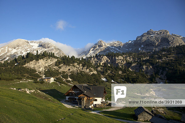 Fodara Vedla-Mulde  Naturpark Fanes-Sennes-Prags  Veneto  Südtirol  Italien  Europa