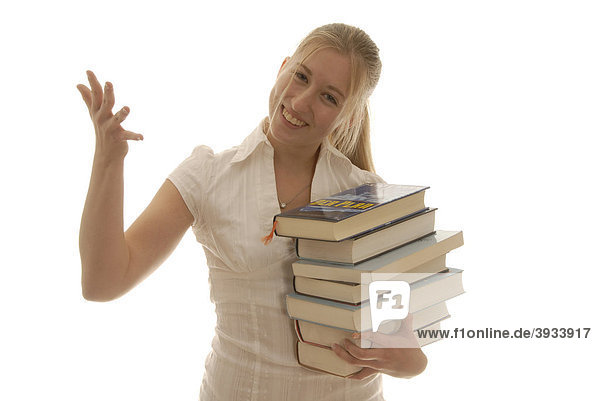 Achtzehnjährige Frau mit Büchern  lachend  Spaß beim Lernen
