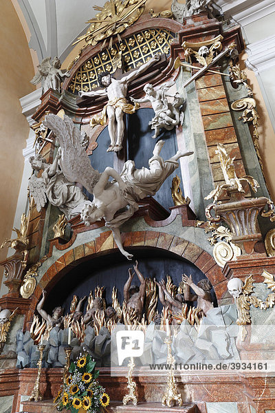 Armenseelenaltar in Wallfahrtskirche Mariahilfberg  Gutenstein  Niederösterreich  Österreich  Europa