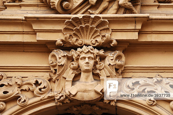 Detail des Einganges vom Böttingerhaus erbaut von Johann Ignaz Böttinger 1707-1713 Judenstraße 14 Bamberg Oberfranken Bayern Deutschland Europa