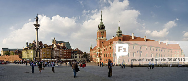 Palace square with Zygmunt's Column and Royal Castle  historic centre of Warsaw  Poland  Europe