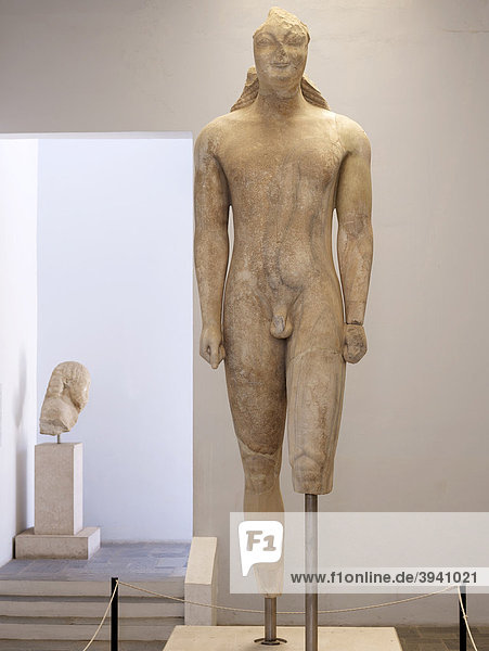 Kouros statue in the Greek Museum of Samos near the Temple of Heraeum on the Greek island of Samos  Eastern Aegean Sea  Greece  Europe