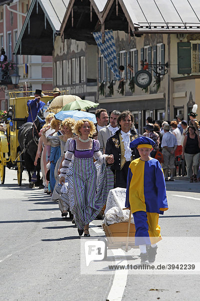 Traditional costumes  street parade  850 years celebration  Prien  Chiemgau  Upper Bavaria  Germany  Europe