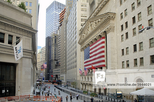 New York stock exchange  Wall Street  Financial District  Manhattan  New York  New York  United States of America