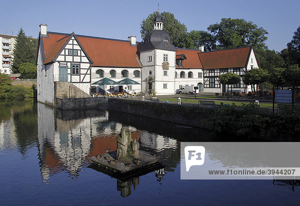 Wasserschloss Haus Rodenberg  Aplerbeck  Dortmund  Nordrhein-Westfalen  Deutschland  Europa