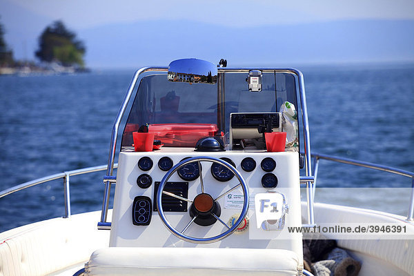 steuerstand motorboot