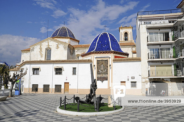 Kirche  blaue Kuppel  Plaza de Castelar  Benidorm  Costa Blanca  Alicante  Spanien  Europa