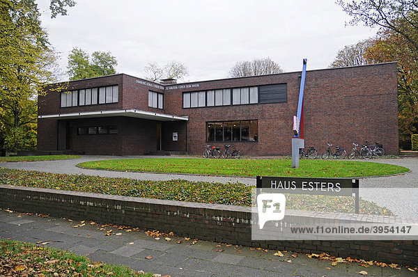 Haus Esters  Kunstmuseum  Museum  Krefeld  NRW  Nordrhein-Westfalen  Deutschland  Europa
