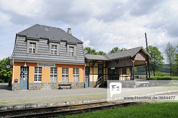 Bahnhof Hüinghausen  Herscheid  Plettenberg  Naturpark Ebbegebirge  Märkischer Kreis  Nordrhein-Westfalen  Deutschland  Europa